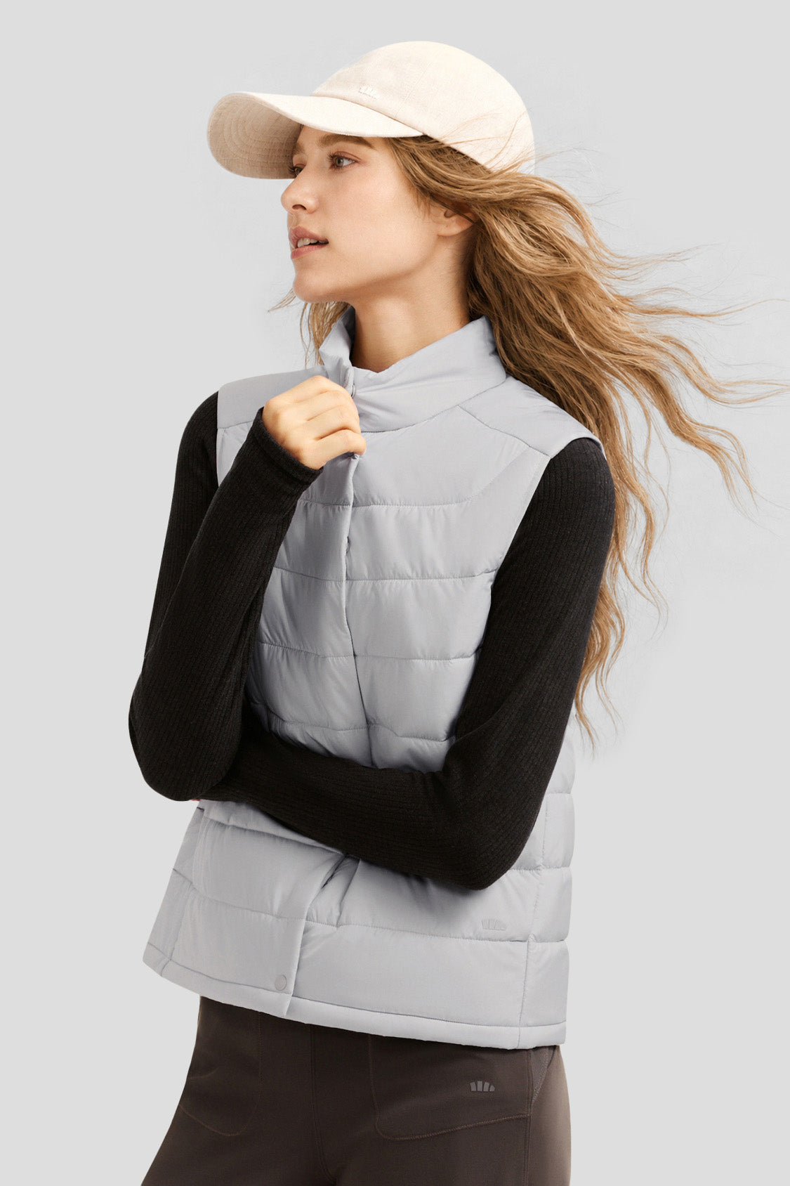 Women's Lightweight Insulated Vest (Mid Warmth) PF007