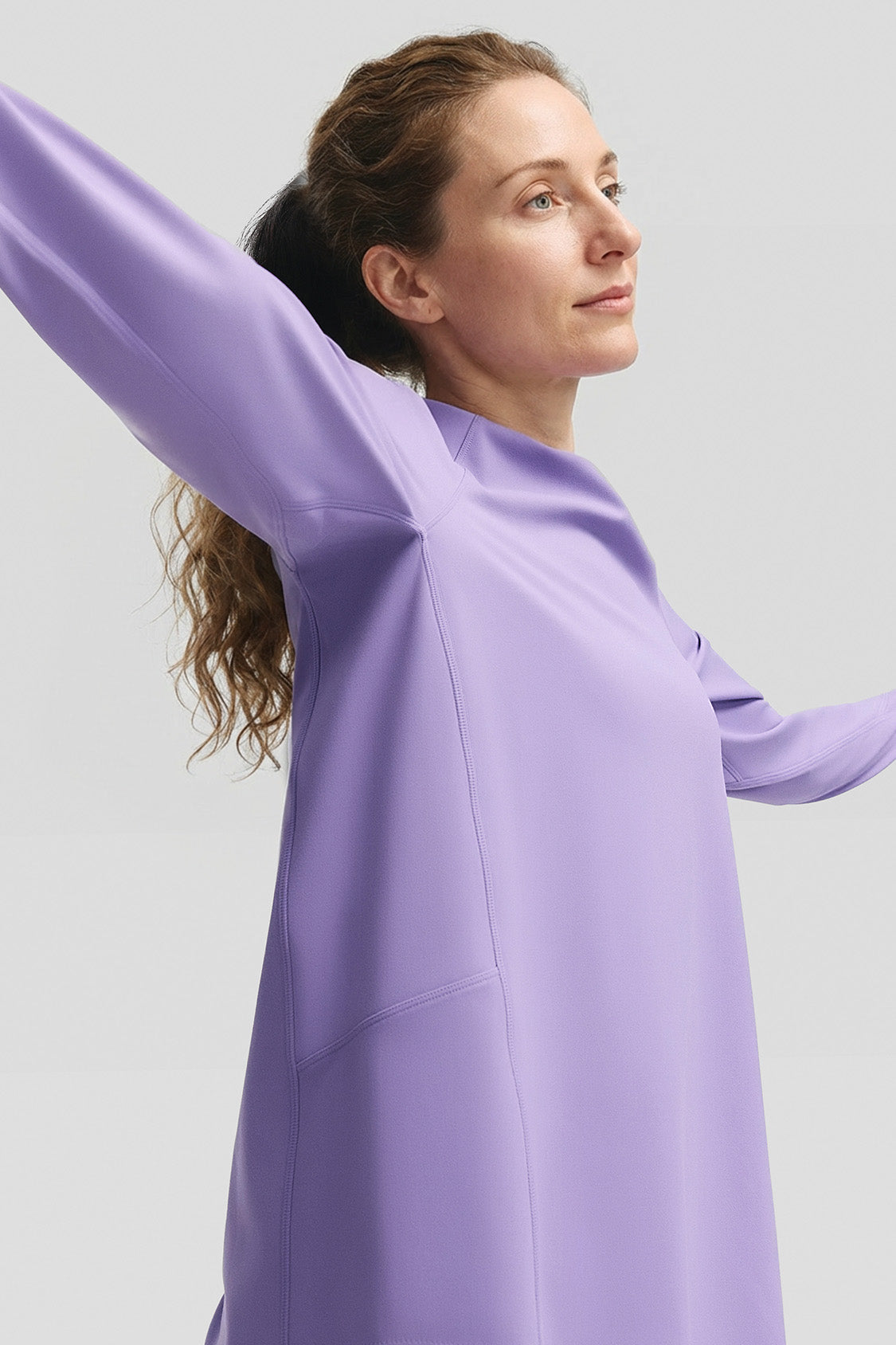 DryFlow – Camiseta de manga larga de secado rápido y ajuste relajado para mujer