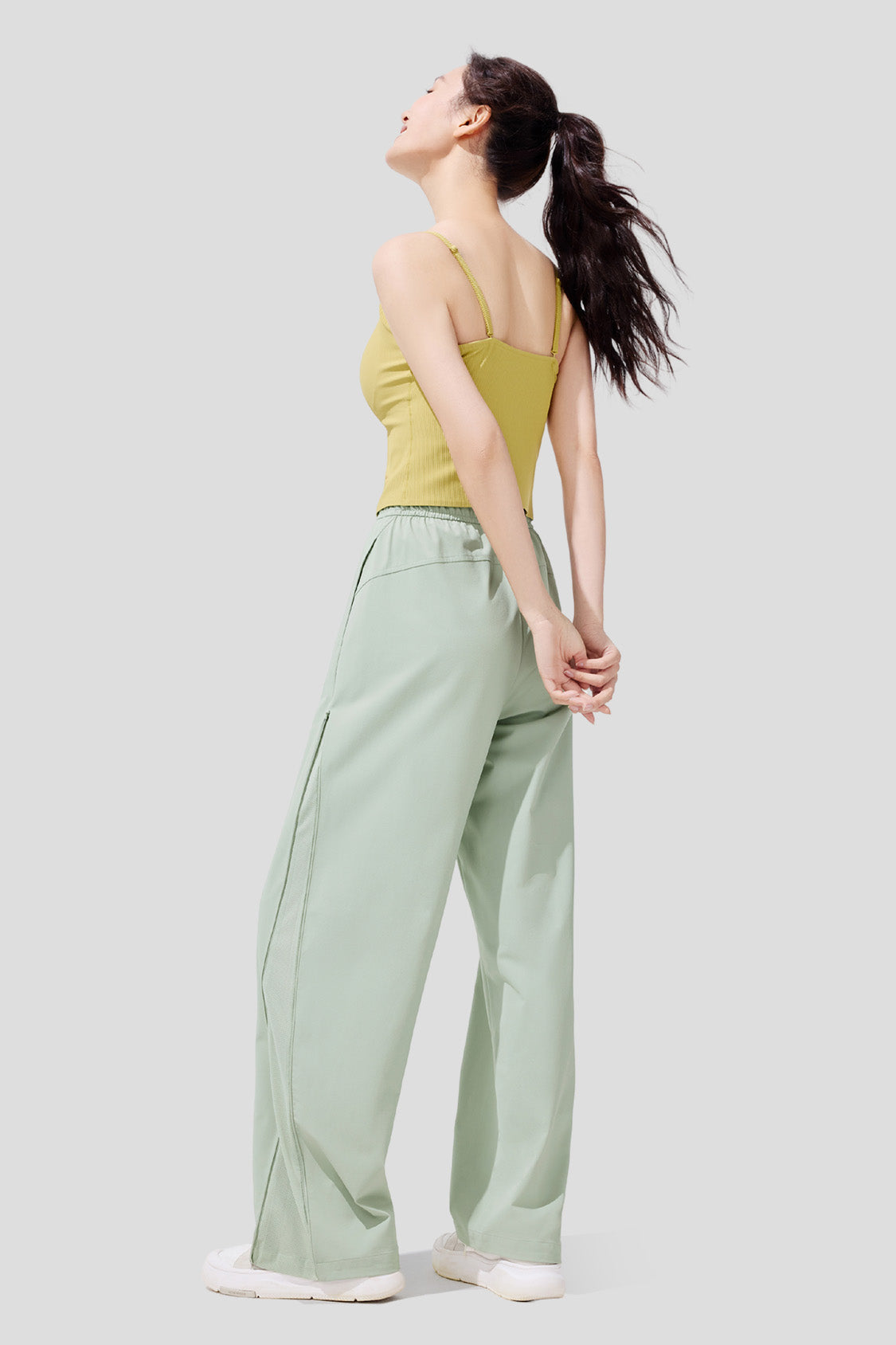 Breeze - Women's Loose Sun Pants UPF100+