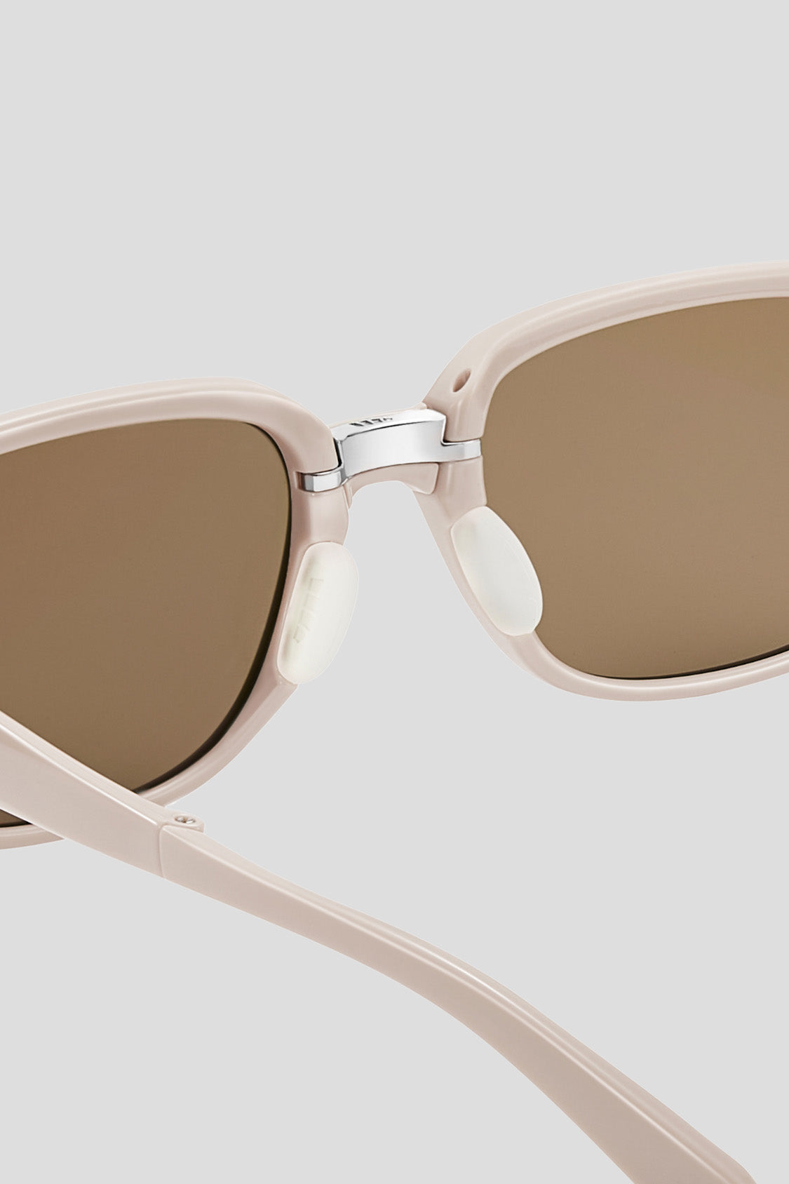 Small Square Frame Sunglasses UV 400 FD022/FD423