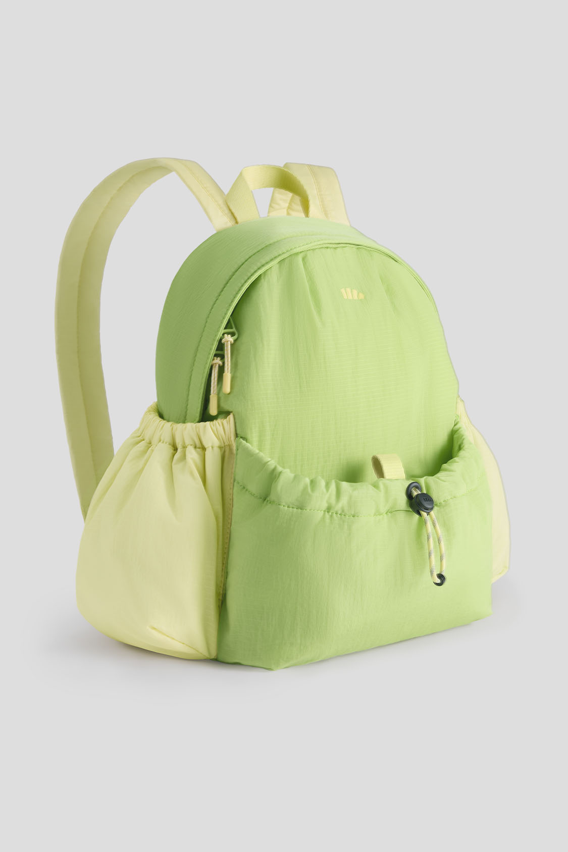 Mochila ligera y expandible LC007