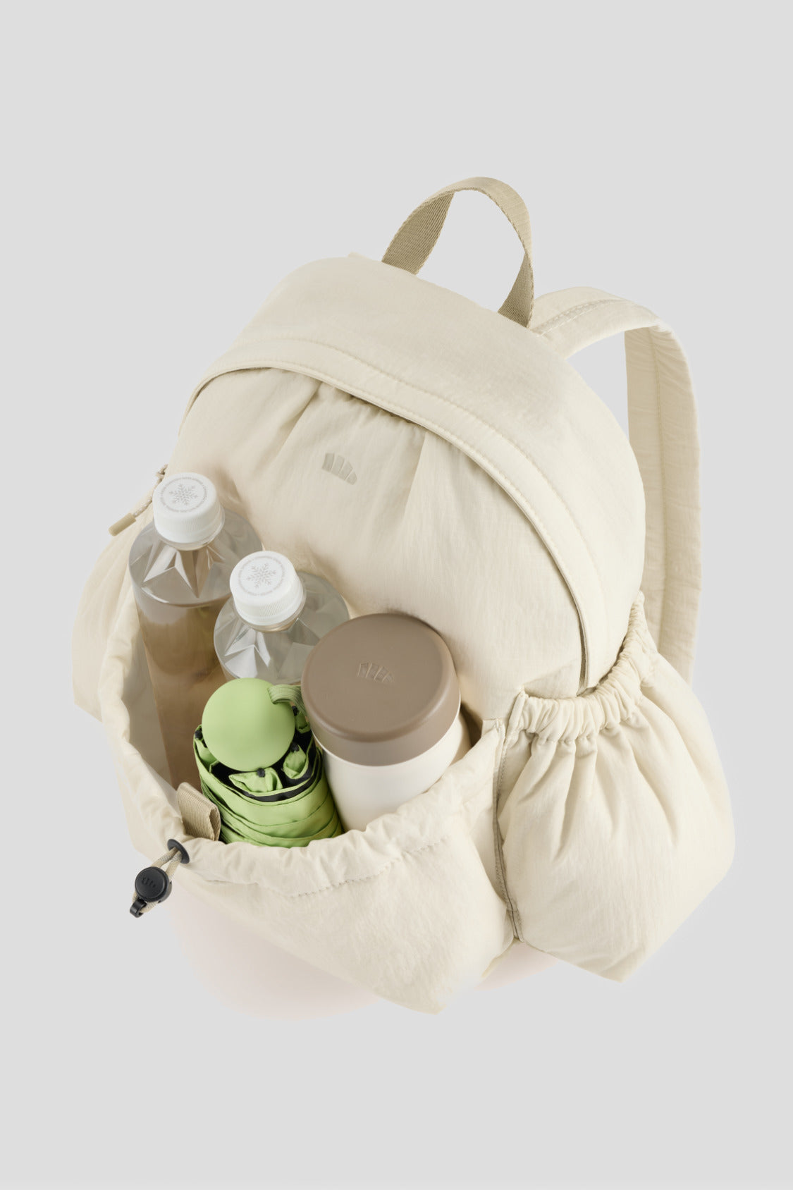 Mochila ligera y expandible LC007