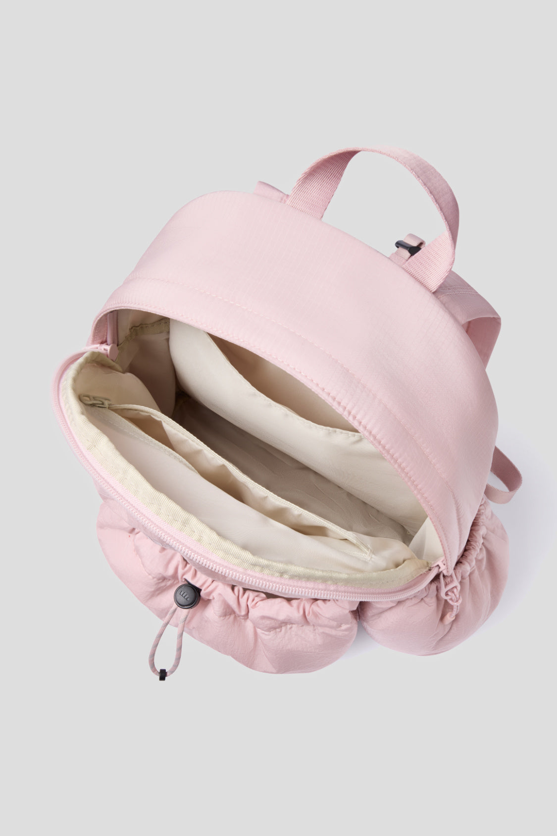 Mochila ligera y expandible LC007