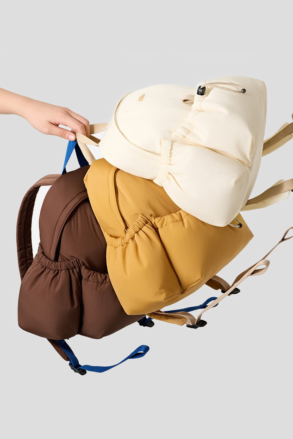 Mochila ligera y expandible LC007